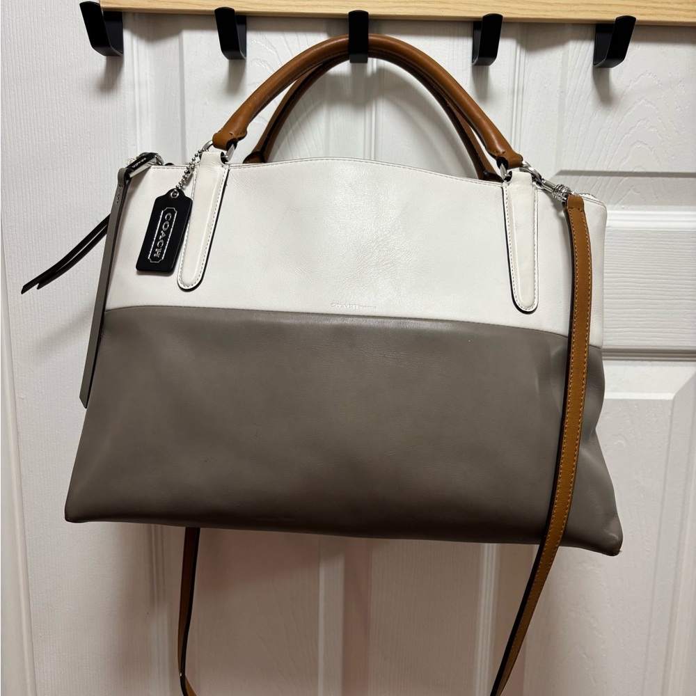 Coach A1469-32502 Large Borough Retro Colorblock Grey/Cream/Tan Leather in EUC - Picture 2 of 16